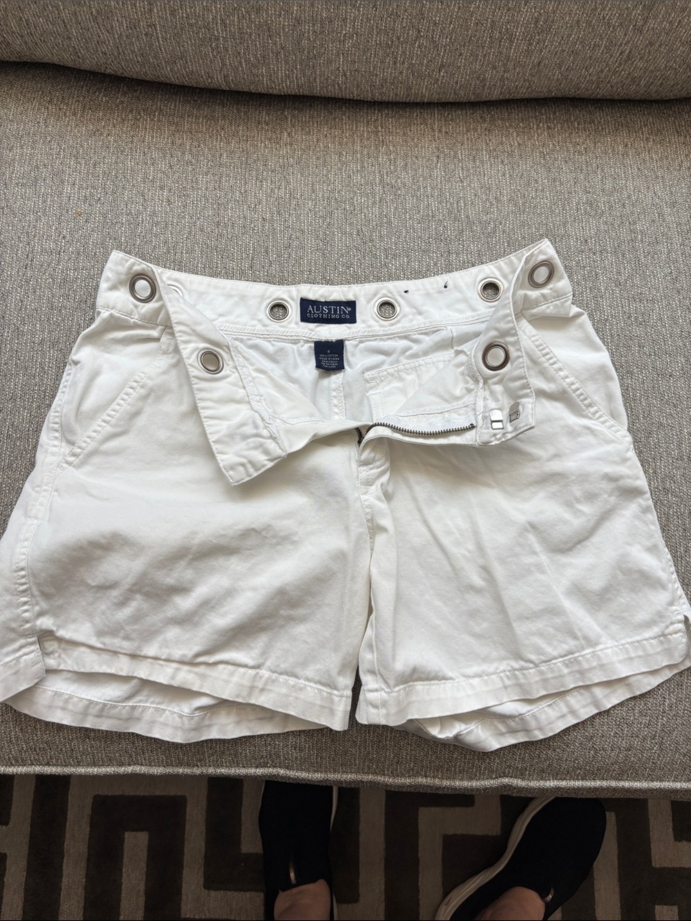 Austin Clothing Co. White Grommet Waist Cotton Shorts